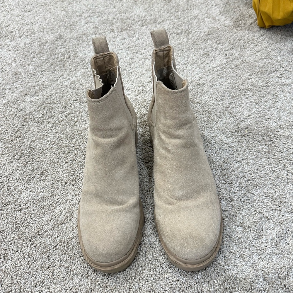 Steve Madden Tan Heeled Boots